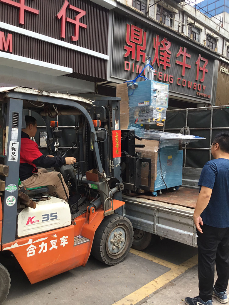 單頭轉盤式高周波機送貨圖